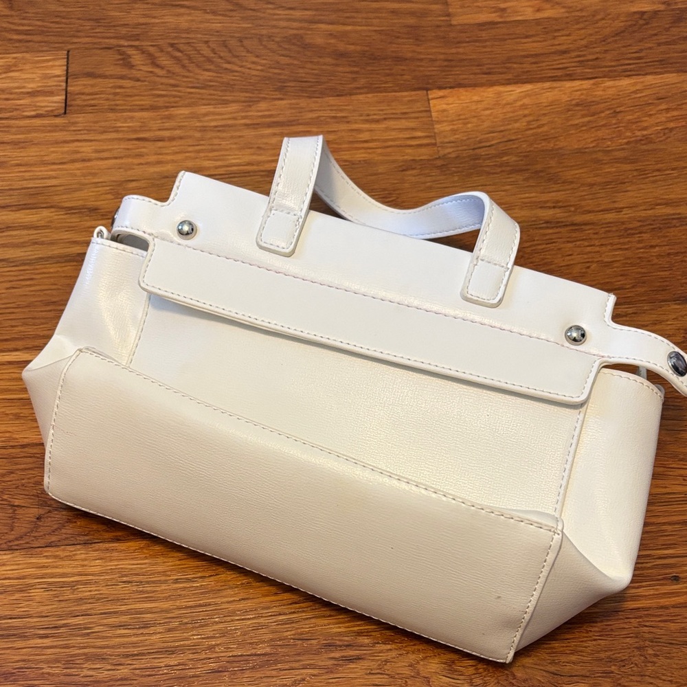 Elegant White Handbag